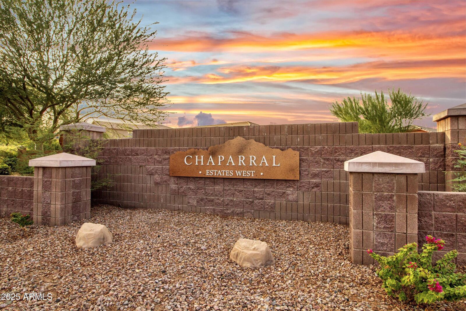 Property Photo: 2727 S Balboa Drive AZ 85295