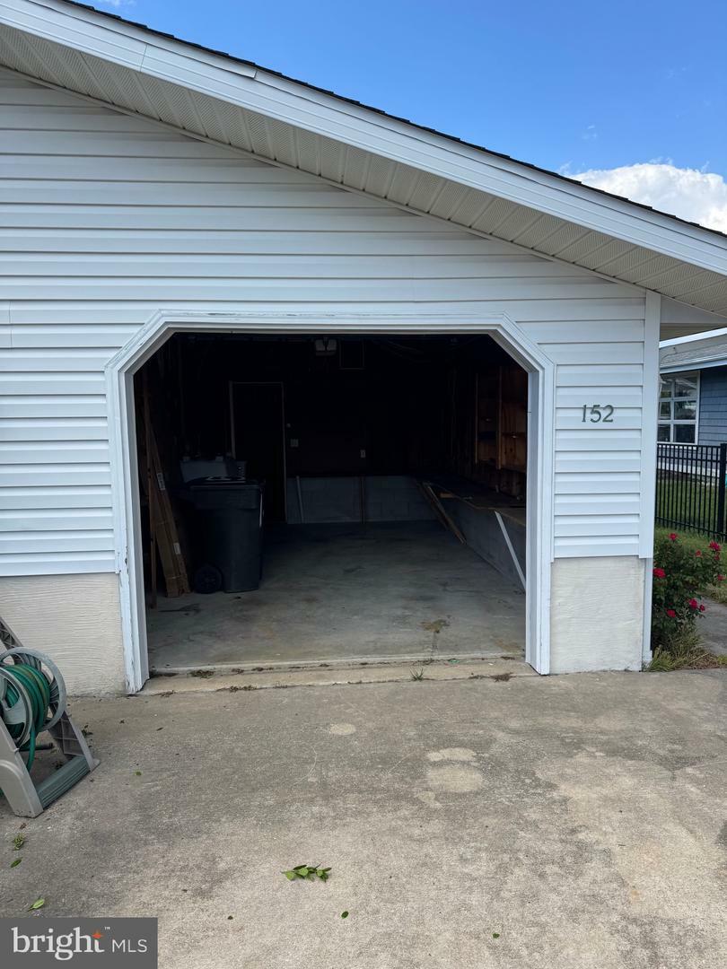 Property Photo: 152 Old Wharf Road MD 21842