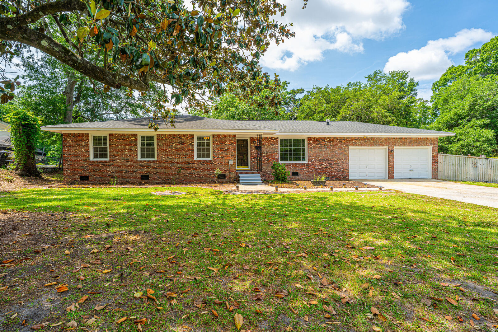 Property Photo:  5823 Lakeview Drive  SC 29410 
