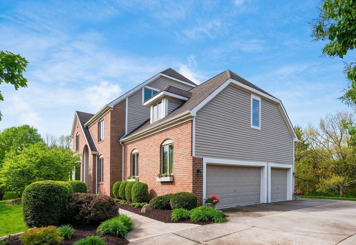 Property Photo: 10900 Buckingham Place OH 43065