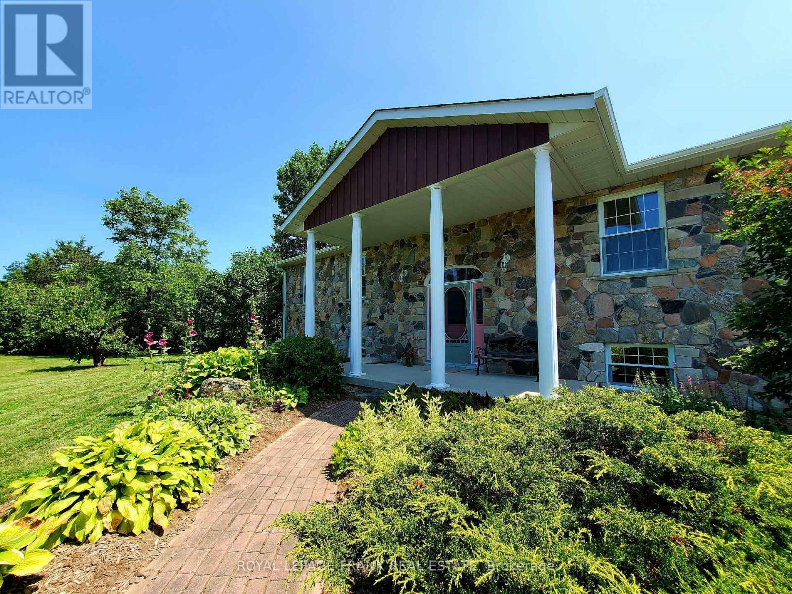 Property Photo: 3071 5th Line E ON K0L 1L0