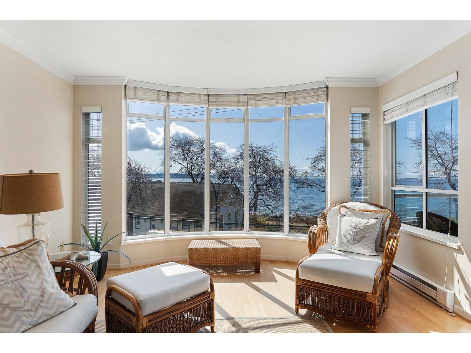 Property Photo: 14965 Marine 301 BC V4B 1C3