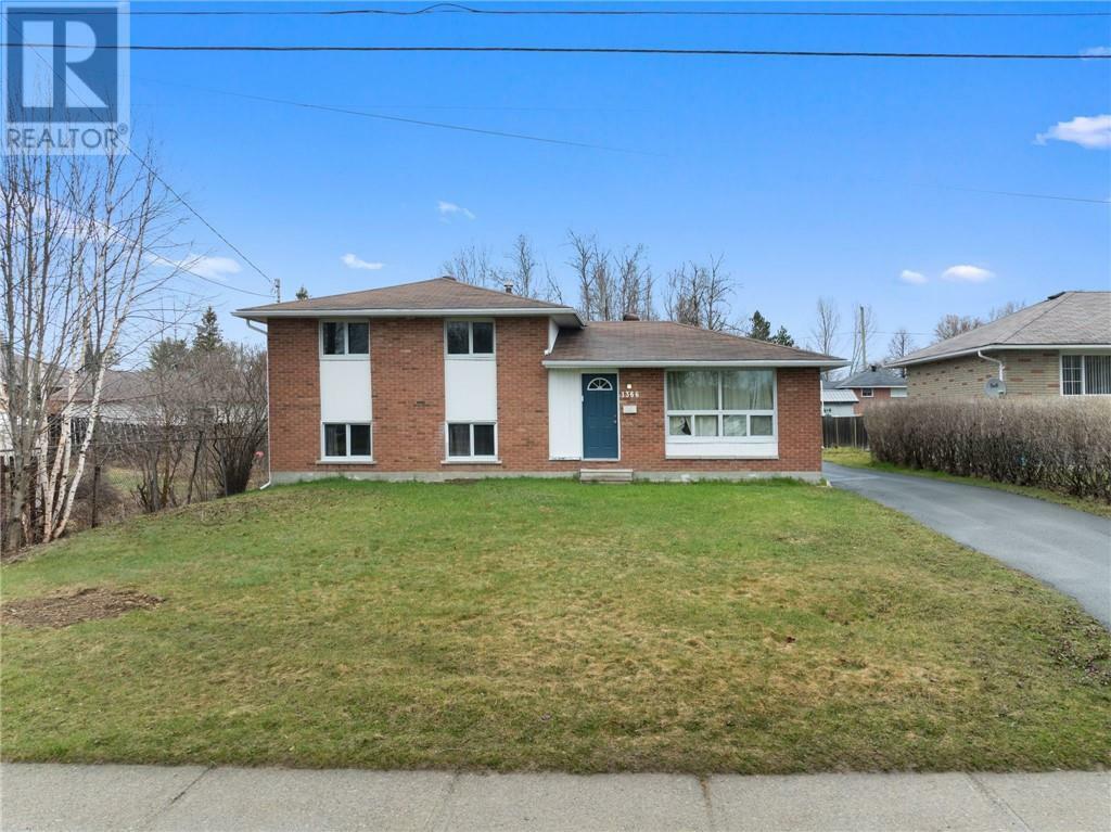 Property Photo: 1366 Woodbine Avenue ON P3A 2M4