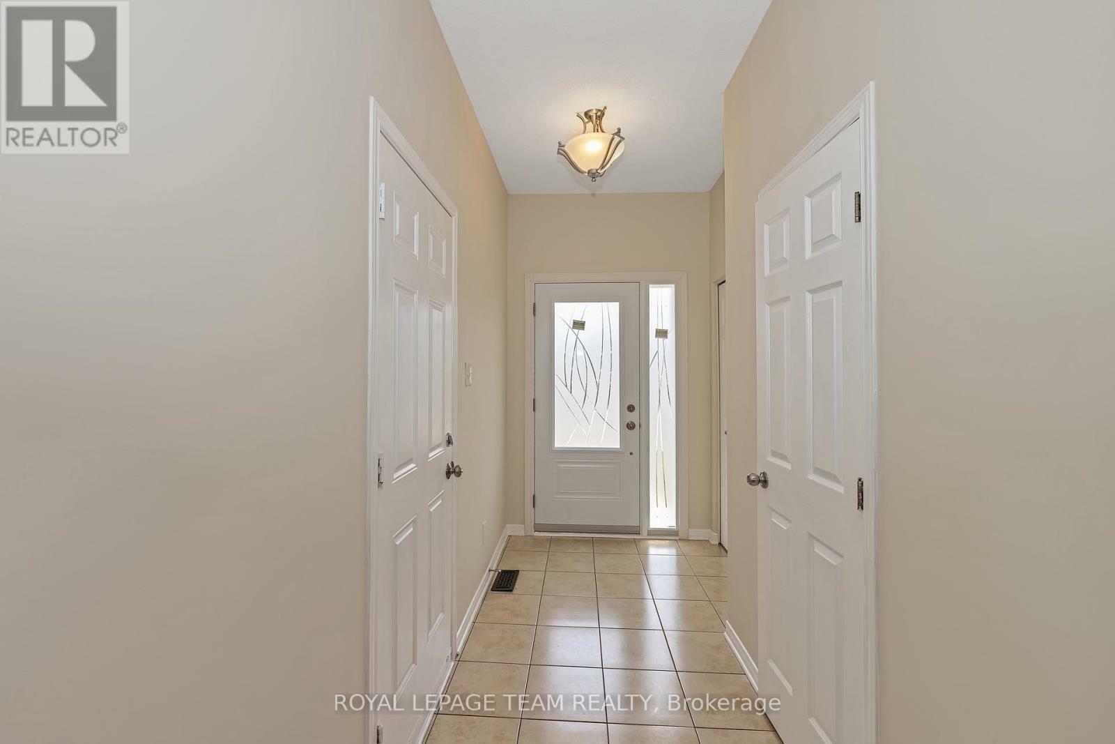 Property Photo: 314 Copperfield Crescent ON K2J 0L2
