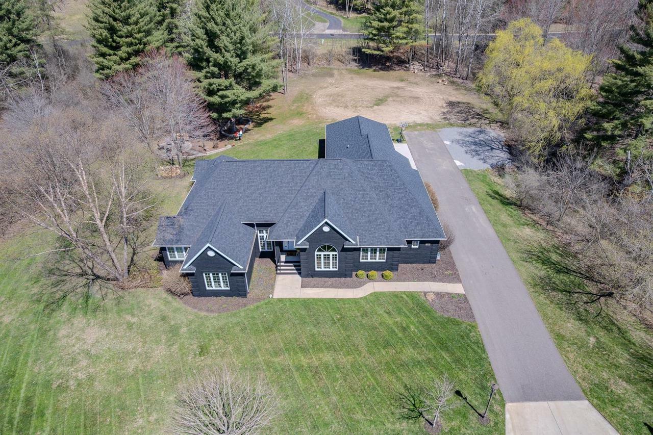 Property Photo: 2106 Eagle Valley Lane WI 54403