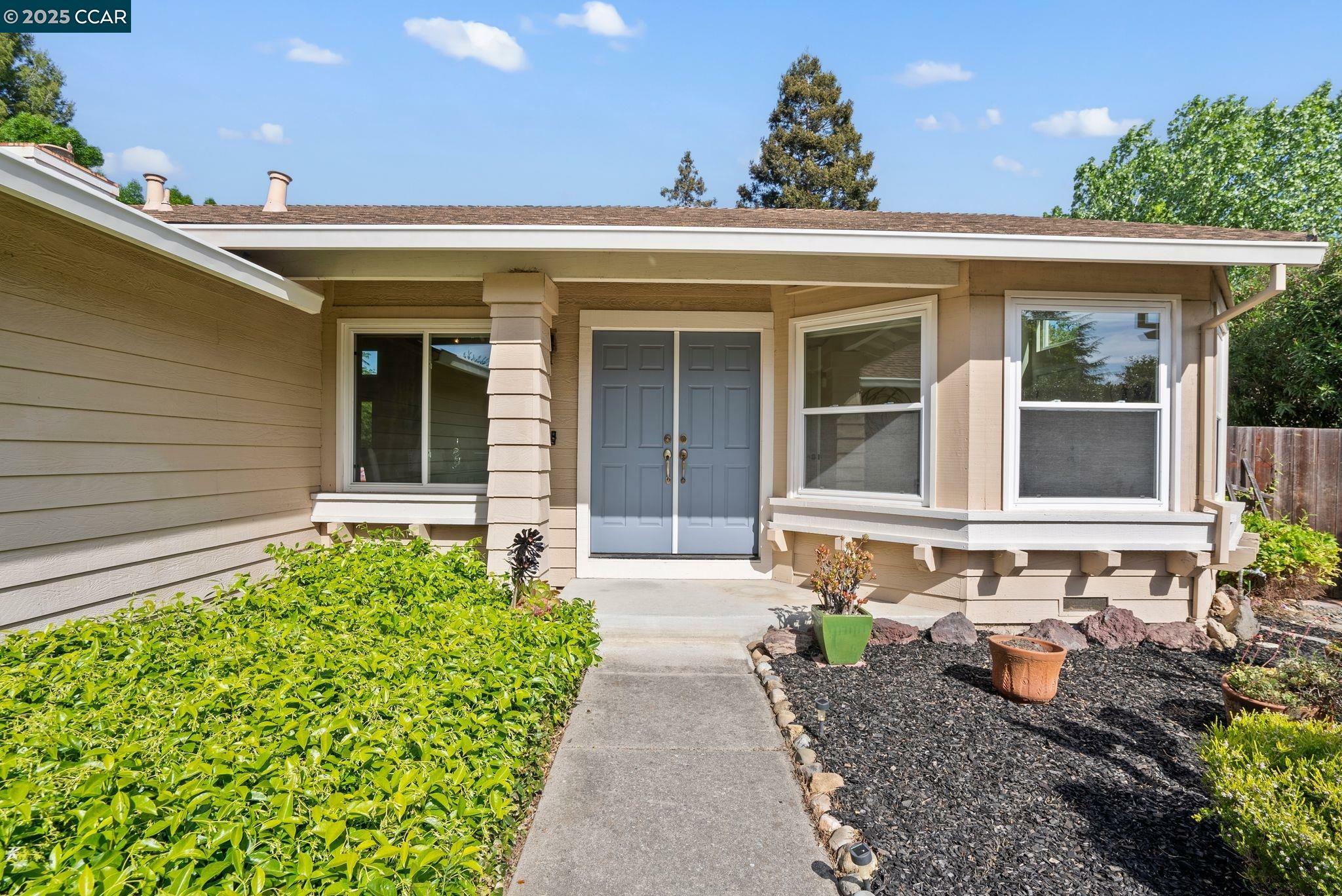 Property Photo: 2526 Holly View Drive CA 94553