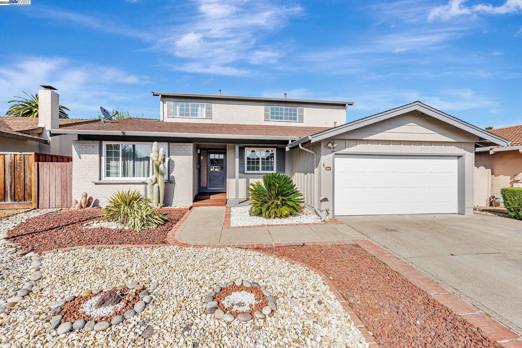 Property Photo: 35786 Dering Place CA 94536