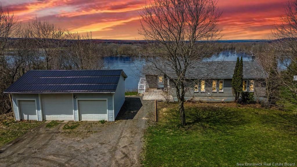 Photo de la propriété: 32 Eagle Court NB E3E 2G7