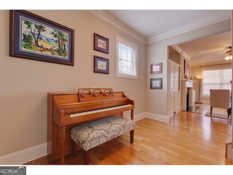 Property Photo: 10304 Monarch Way GA 30022