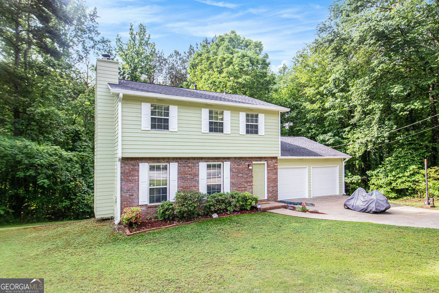 Property Photo: 2722 Springside Court GA 30135