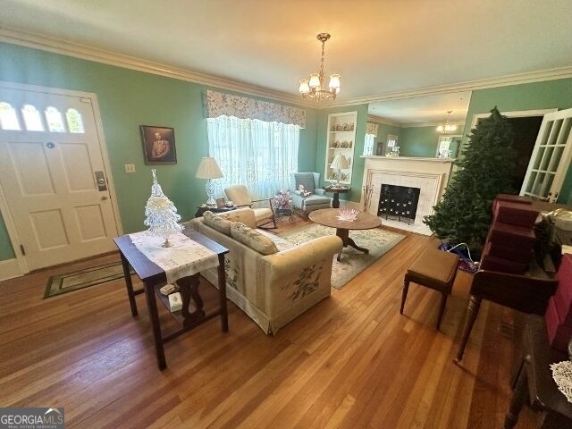 Property Photo:  327 W Church Street  GA 30401 