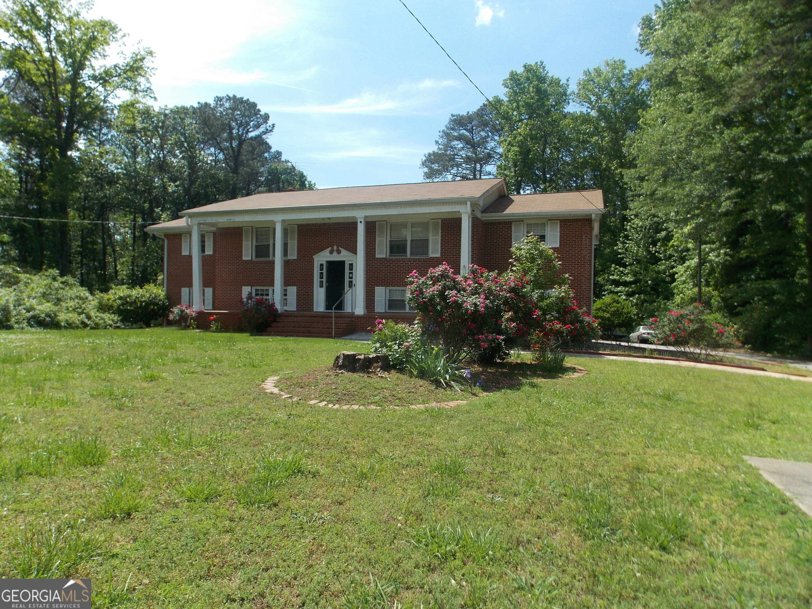Property Photo: 803 S Hairston Road GA 30088