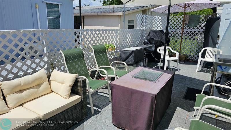 Property Photo: 3036 SW 51st St FL 33312