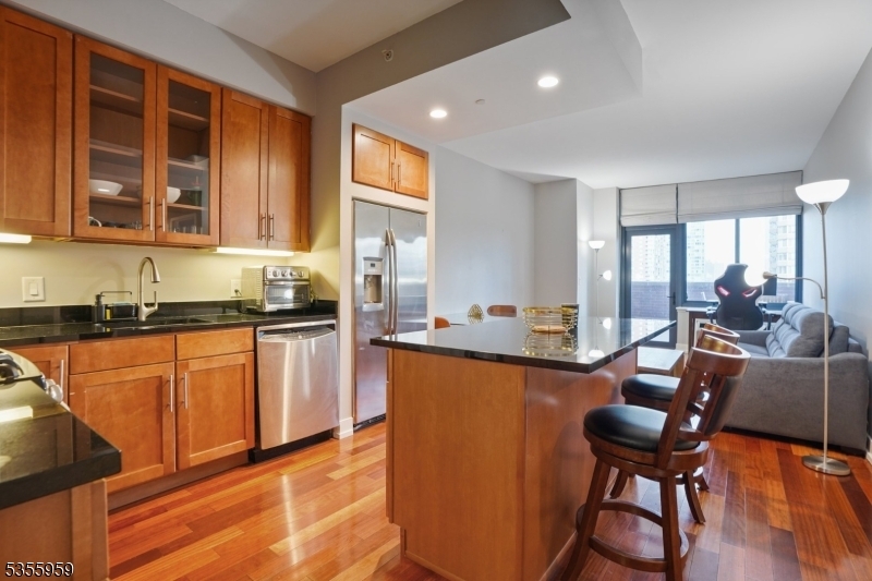 Property Photo: 389 Washington St 7G NJ 07302