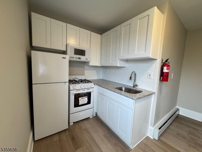 Property Photo: 22 S Mountain Ave, Unit 2 NJ 07009