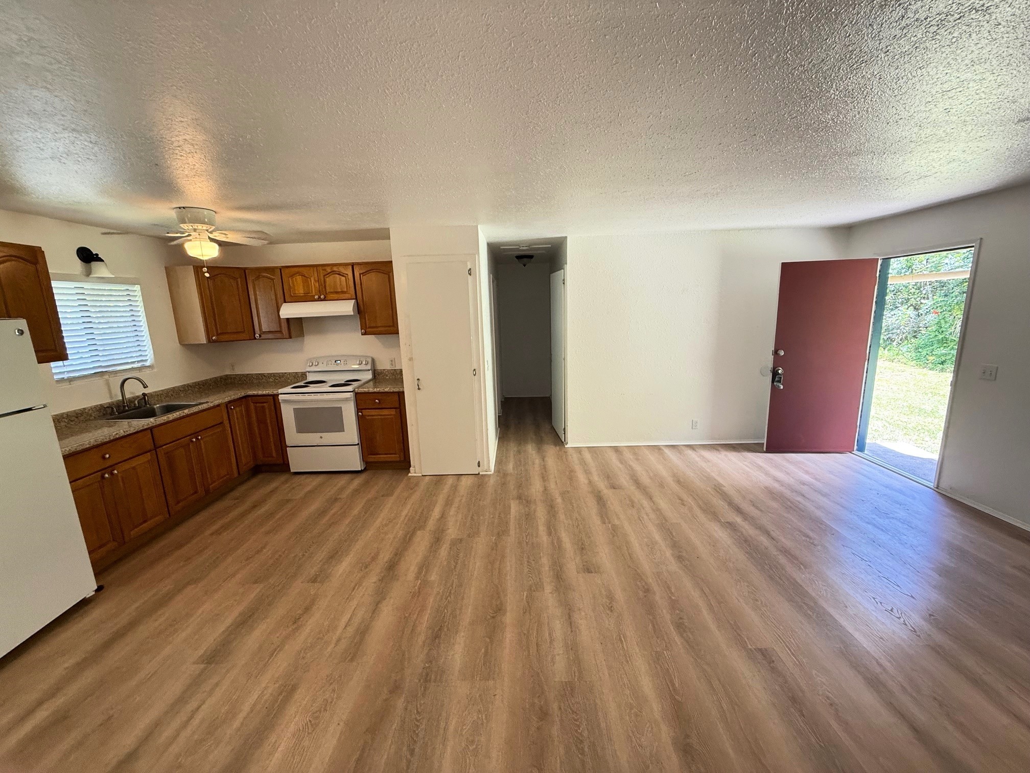 Property Photo: 16-2007 34th Ave 1&Amp2 HI 96749