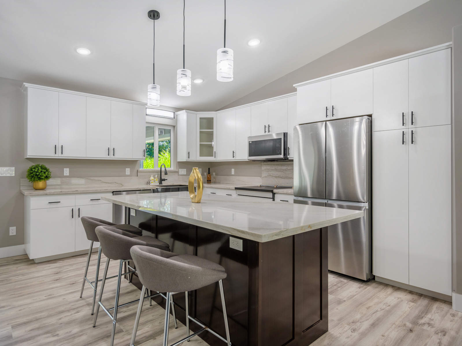 Property Photo: 15-2047 9th Ave HI 96749