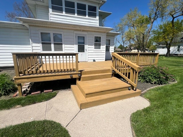 Property Photo: 410 Tama Street IA 50244