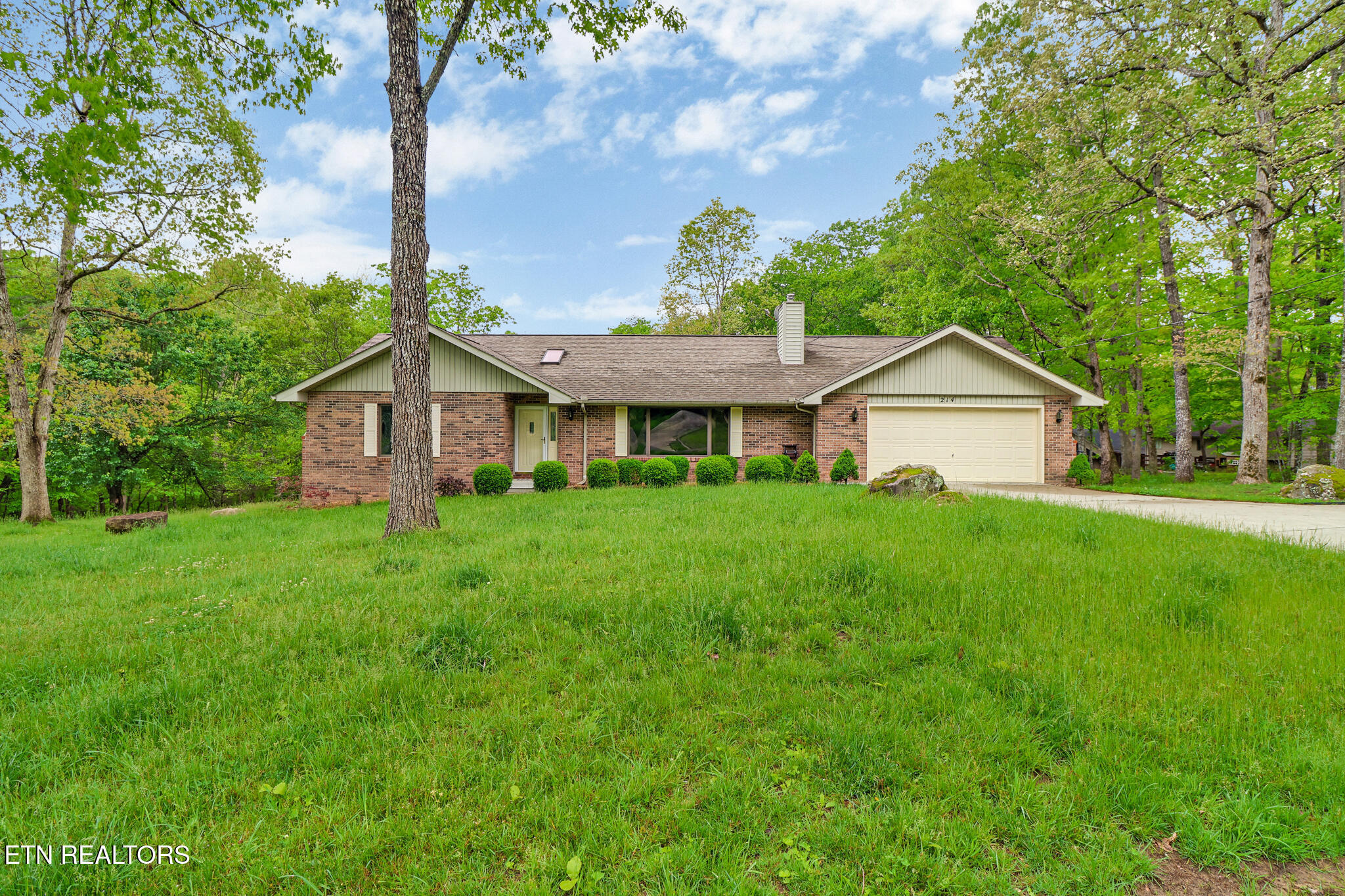 Property Photo:  214 Snead Drive  TN 38558 