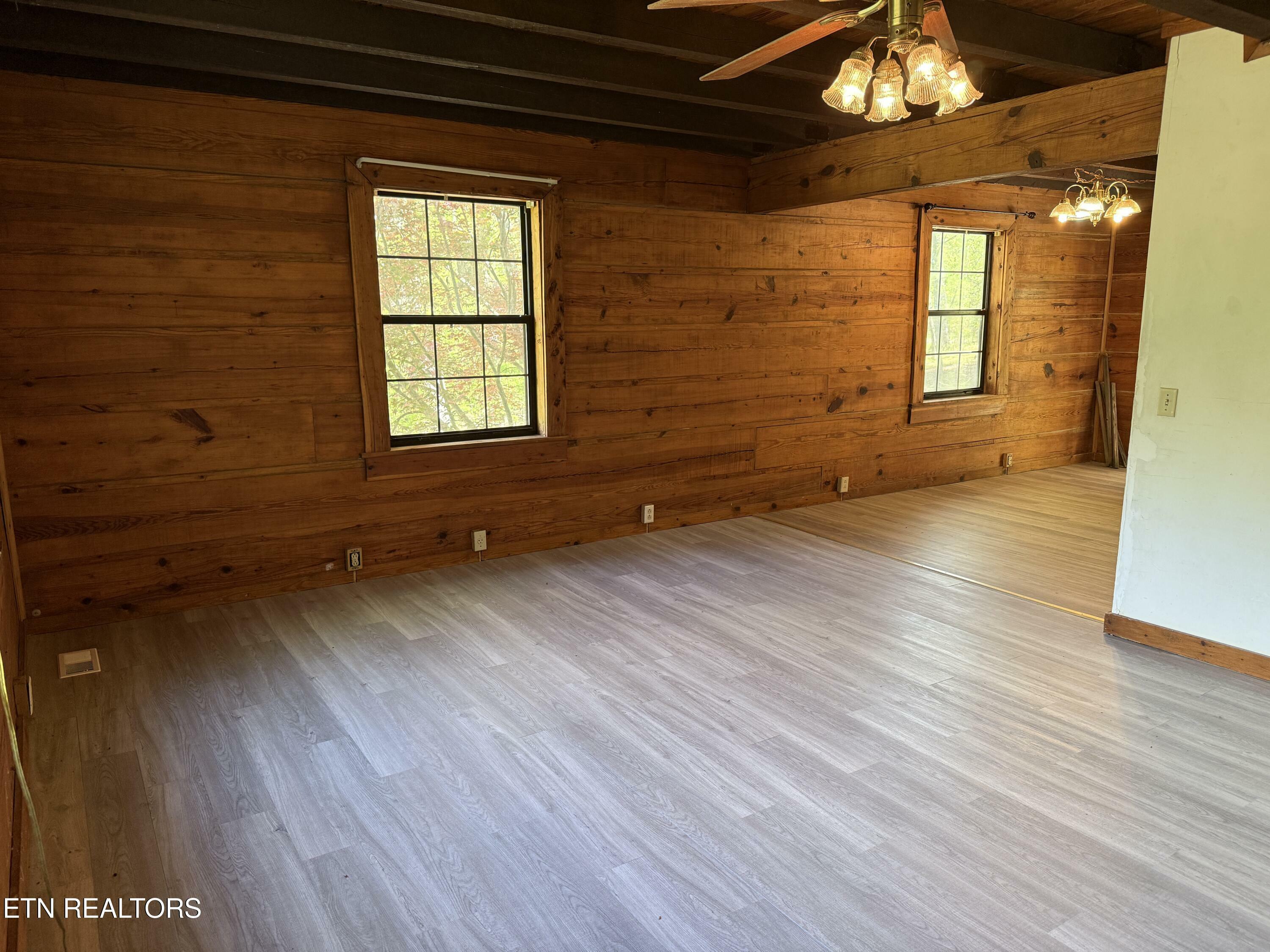 Property Photo:  801 Little Dogwood Rd  TN 37763 
