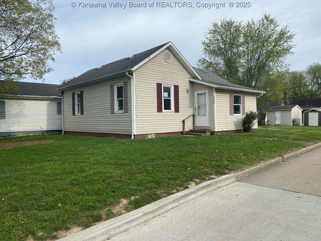 Property Photo: 3703 Crane Avenue WV 25705