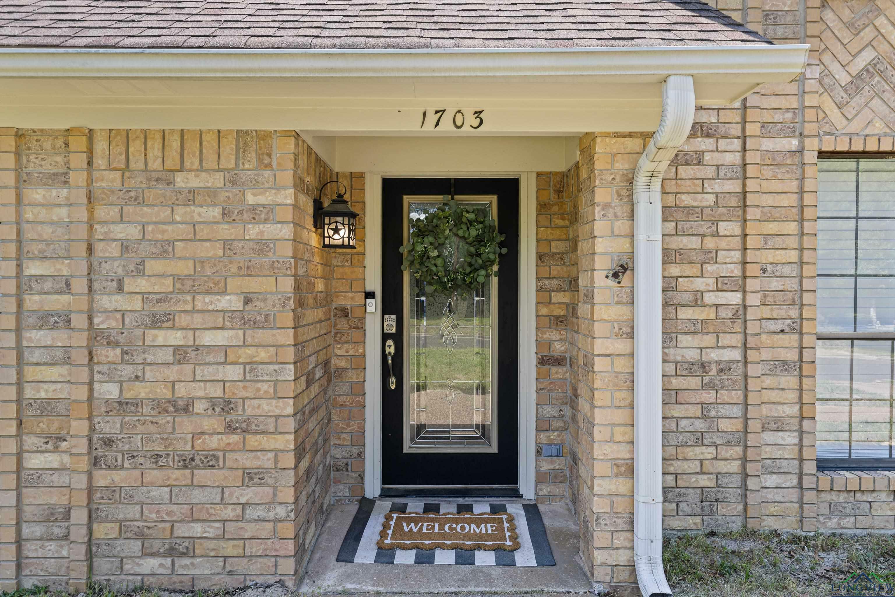Property Photo: 1703 Edgebrook TX 75652