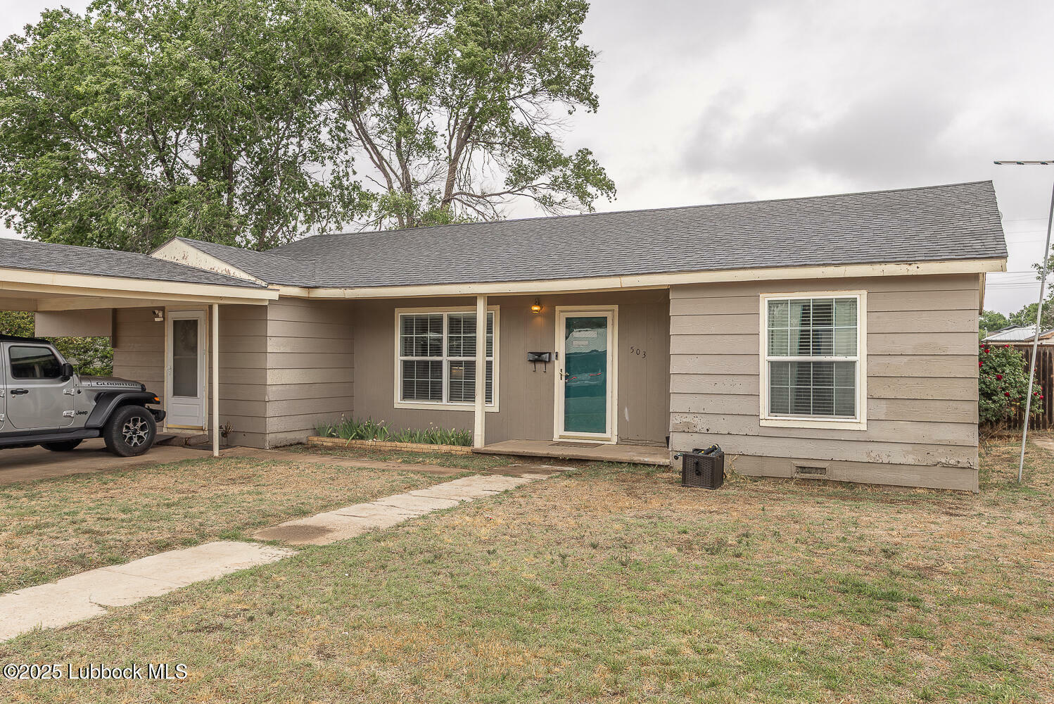 503 17th Street  Levelland TX 79336 photo