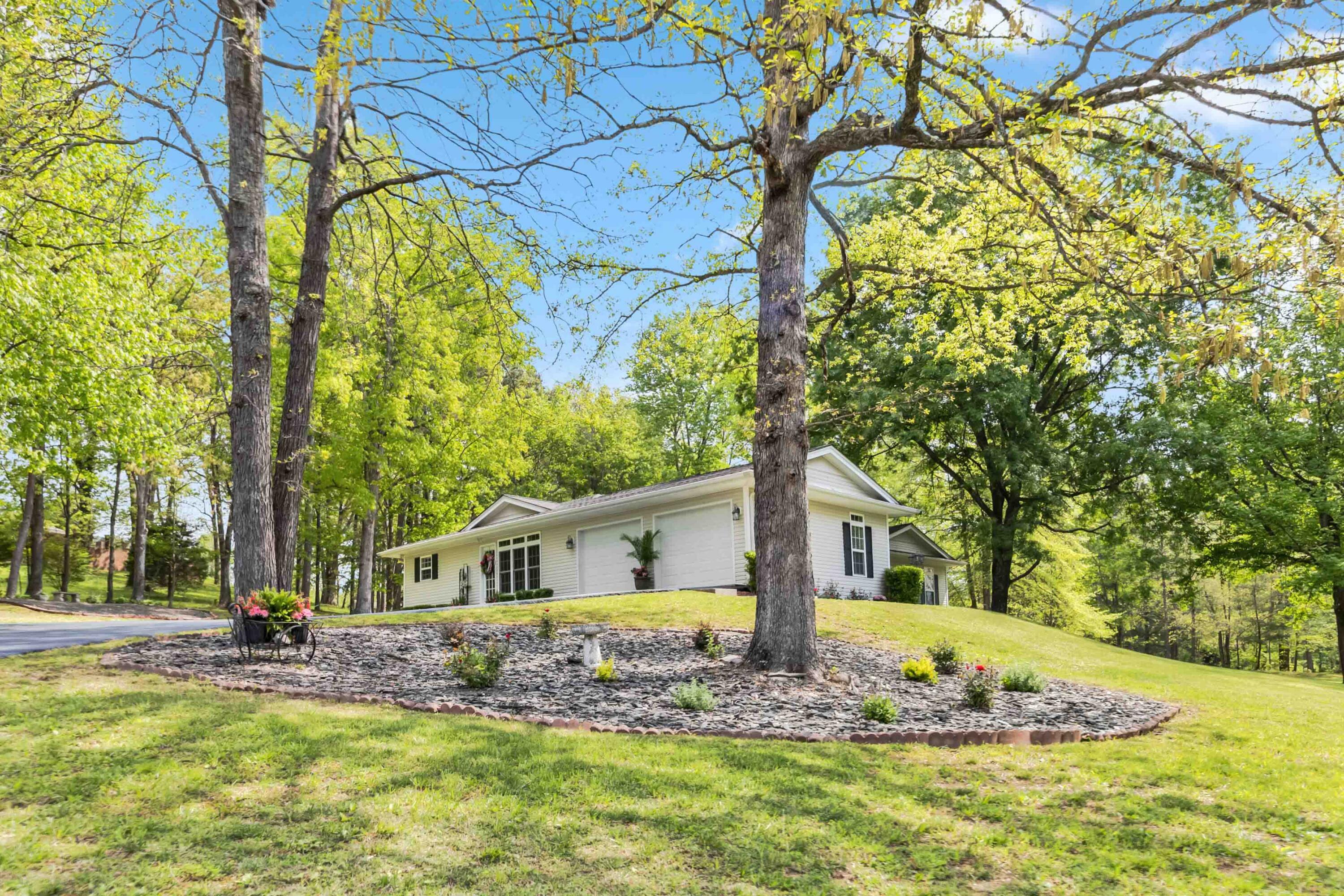 Property Photo: 410 Combs Circle KY 40744