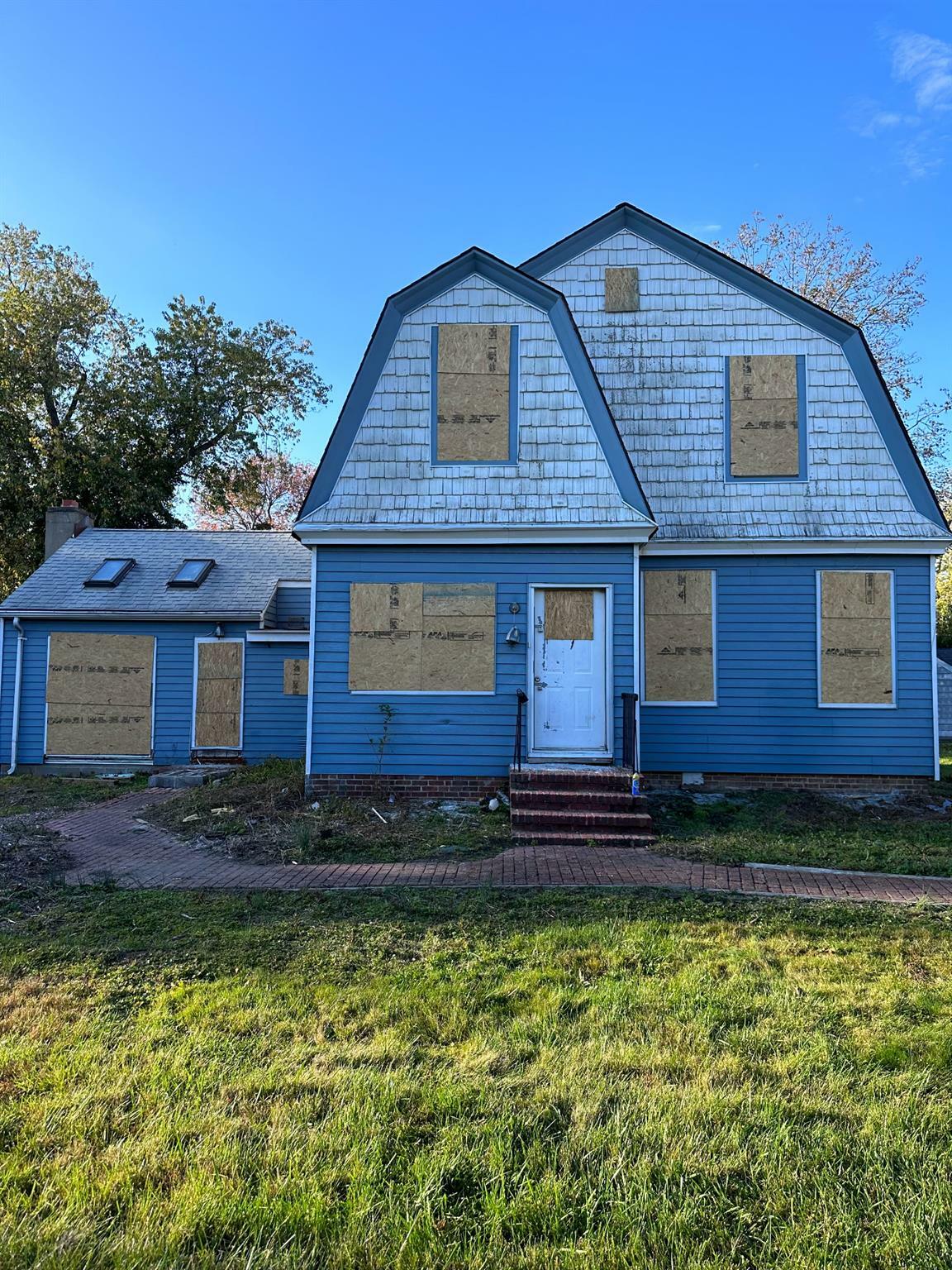Property Photo: 116 Oak Neck Lane NY 11795