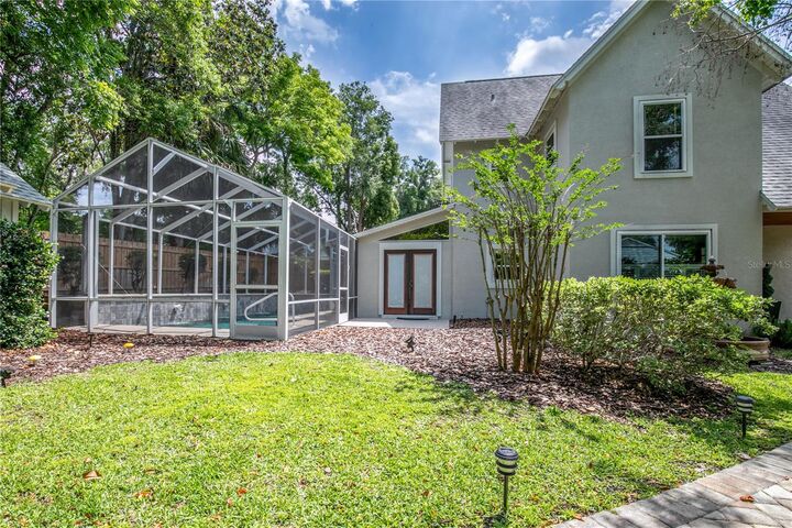 Property Photo: 421 W 10th Avenue FL 32757
