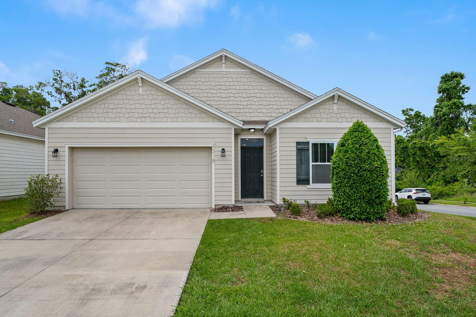 Property Photo: 6018 SW 84 Street FL 32608