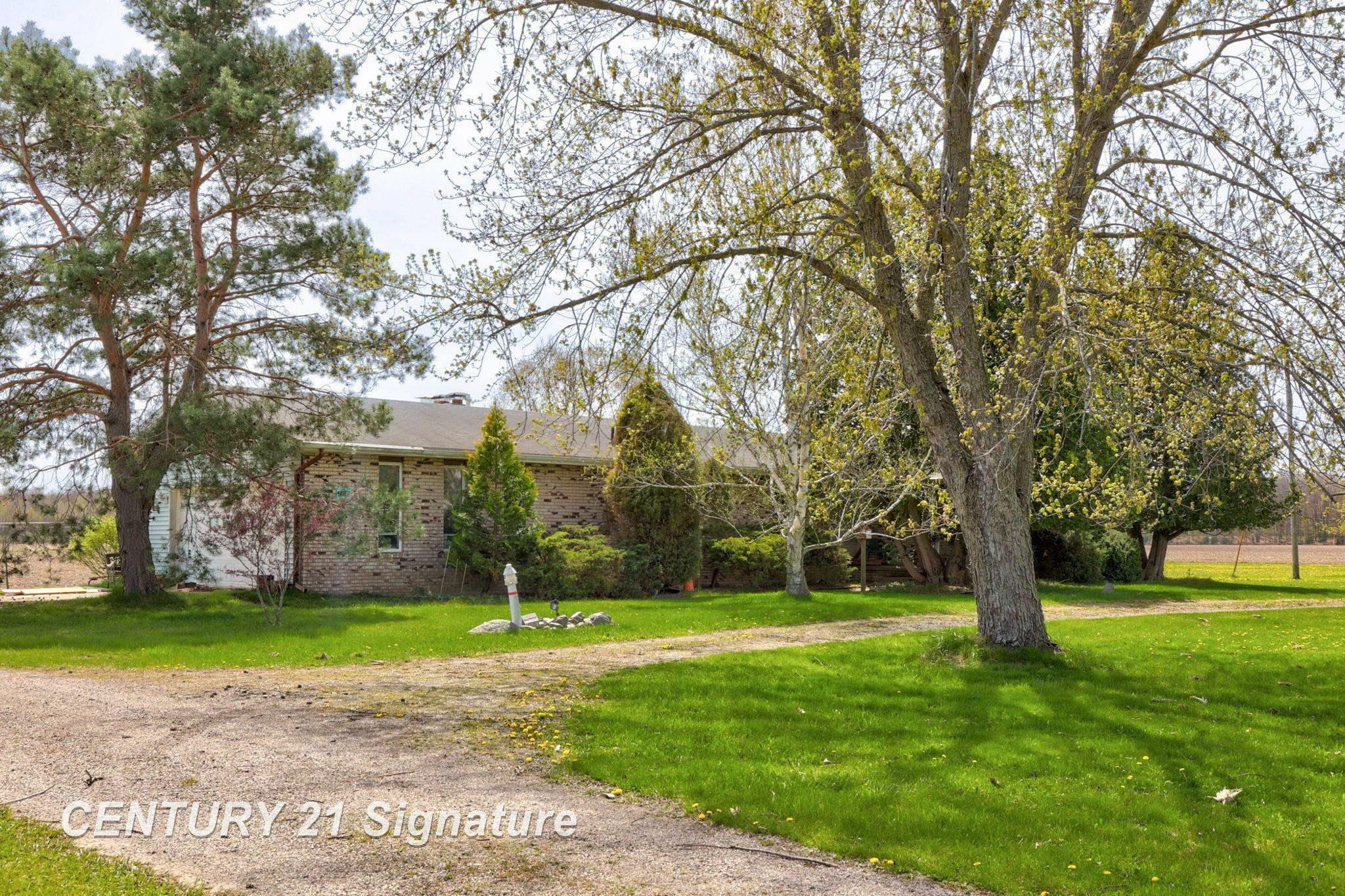 Property Photo: 12595 Brant Road MI 48655