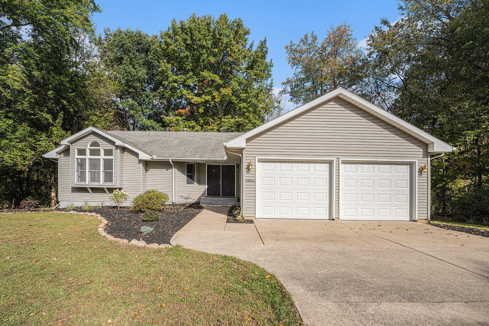 Property Photo:  44811 Paw Paw Road  MI 49079 