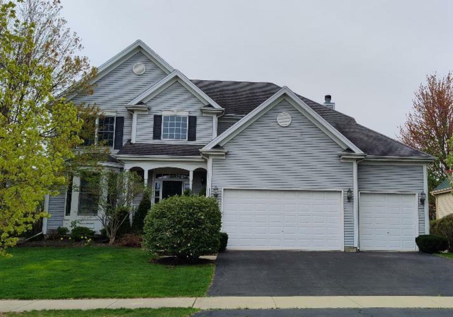 Property Photo: 1155 Lance Avenue IL 60119