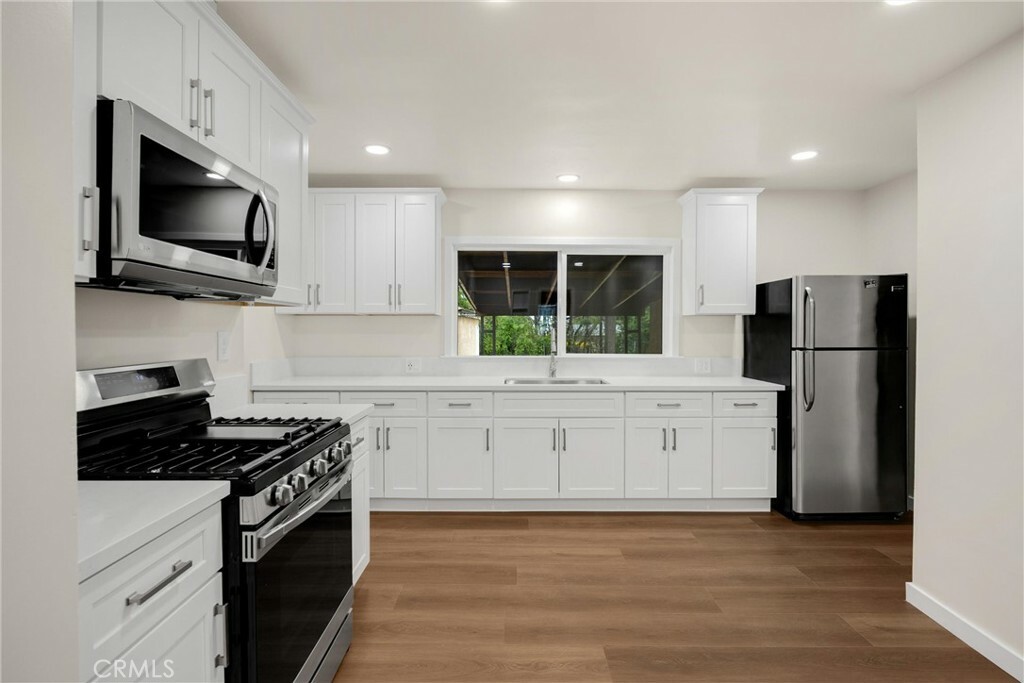 13023 Woodcock Avenue  Sylmar CA 91342 photo