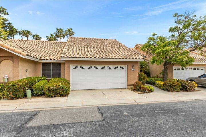 Property Photo: 672 La Quinta Drive CA 92220