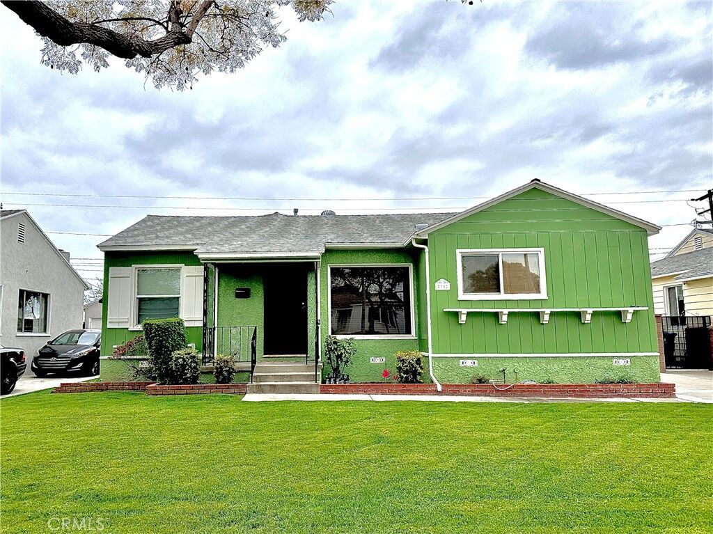 Property Photo: 2712 Warwood Road CA 90712