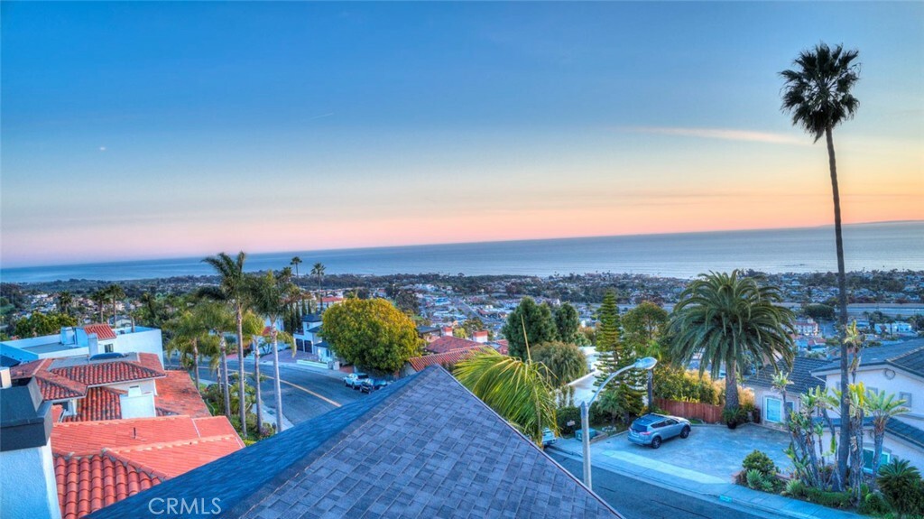 Property Photo: 1703 Avenida Salvador CA 92672