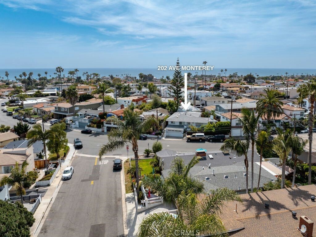 Property Photo:  202 Avenida Monterey  CA 92672 