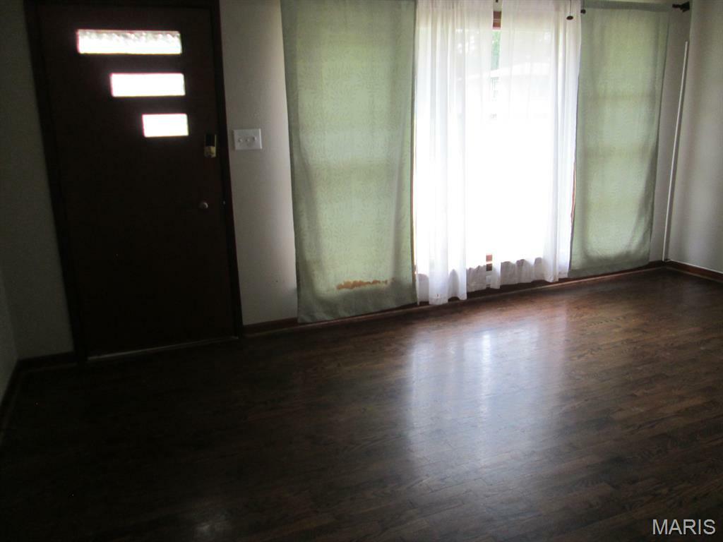 Property Photo: 11 W South Street MO 63037