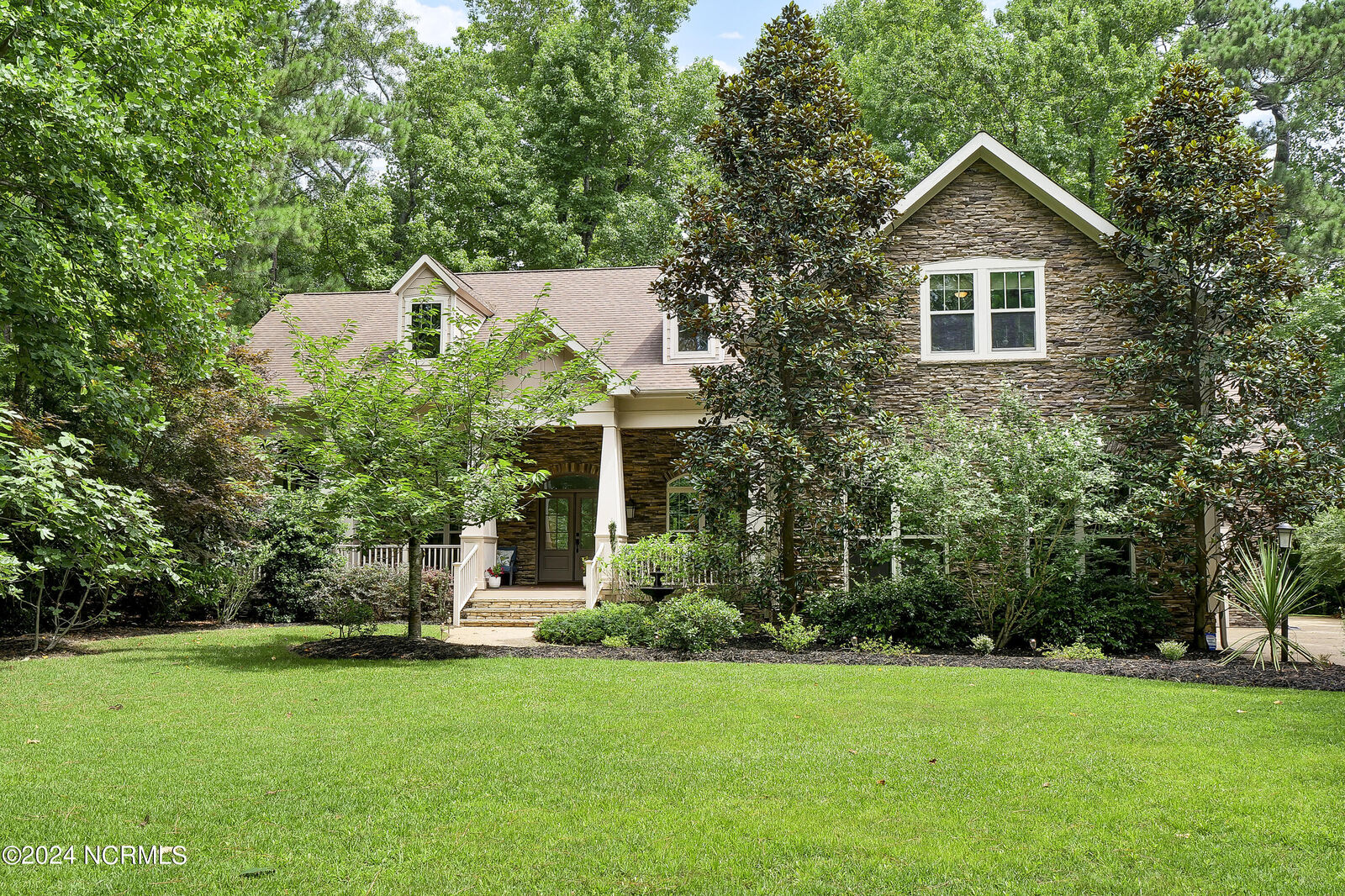 Property Photo: 907 Grandview Drive NC 28443