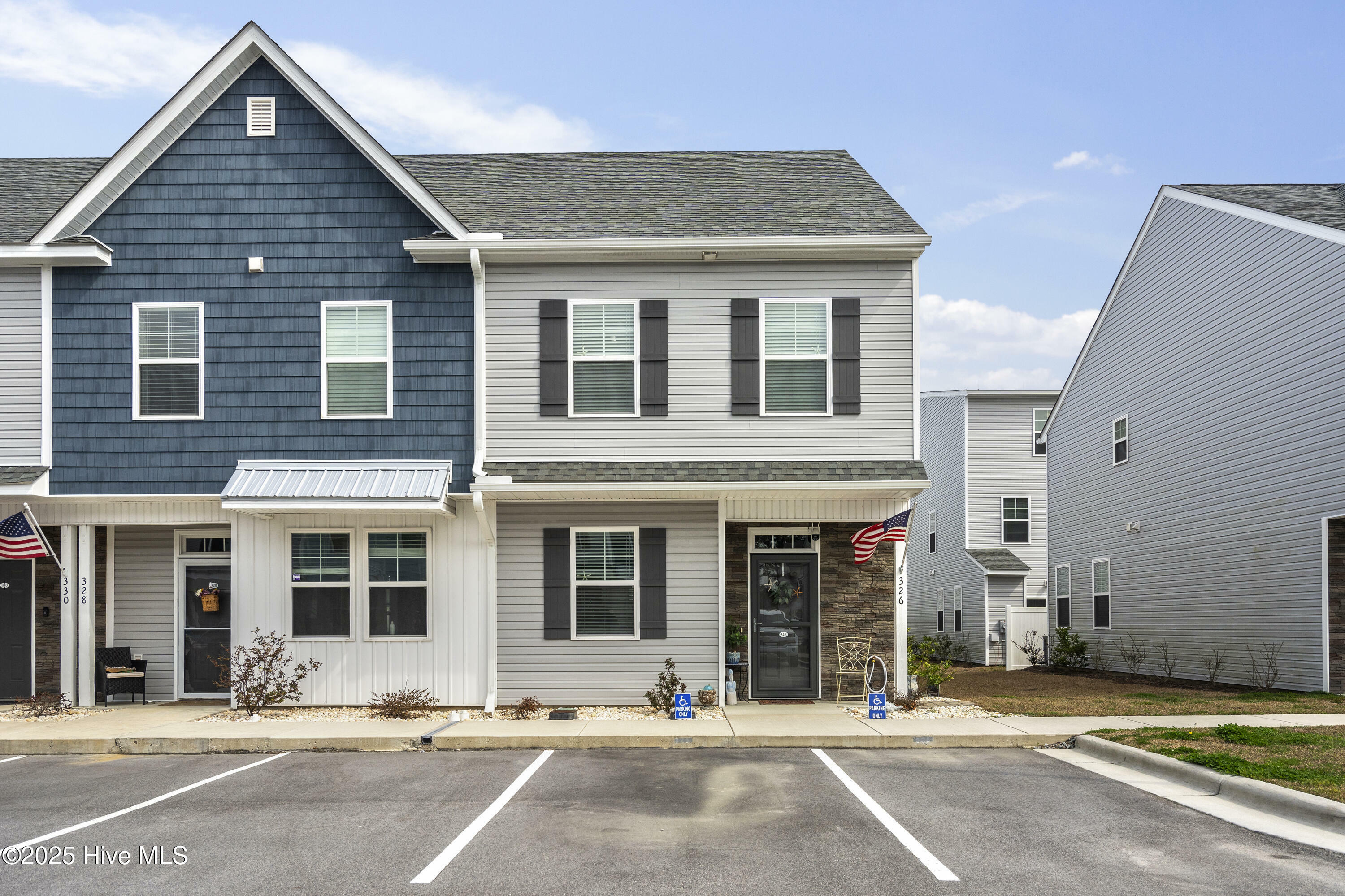 Property Photo: 326 Starfish Lane NC 28460
