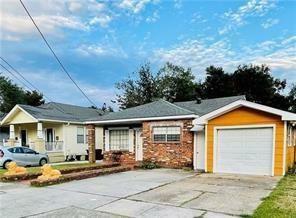 Property Photo: 4933 Lafaye Street LA 70122