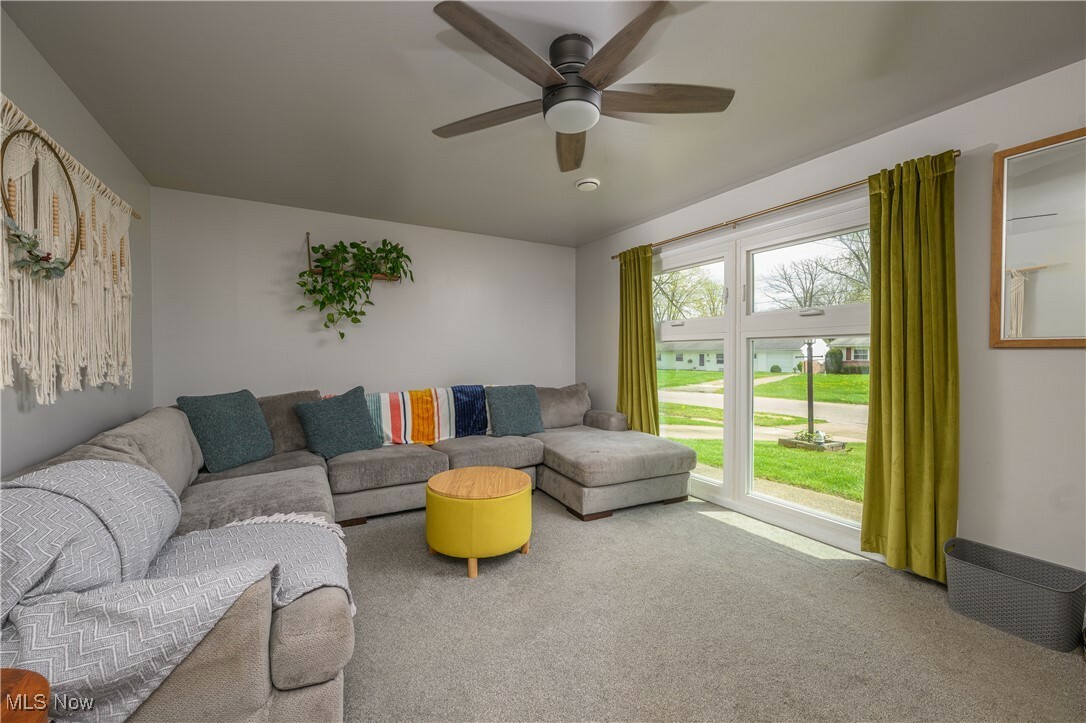 Property Photo: 3351 Tanya Avenue NW OH 44485