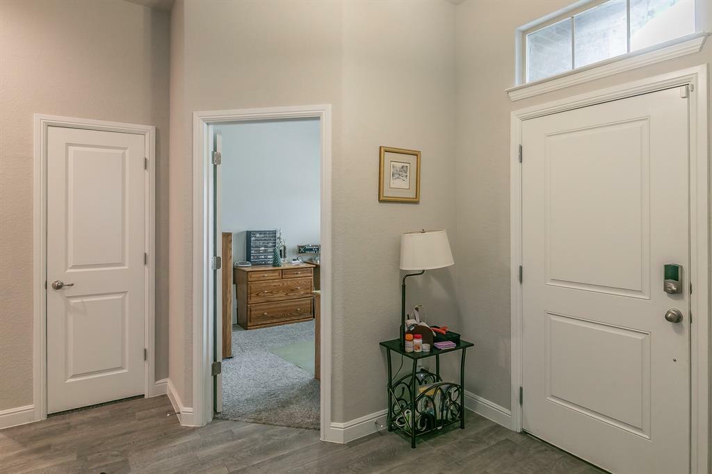 Property Photo: 1725 Bellatrix Drive TX 76052