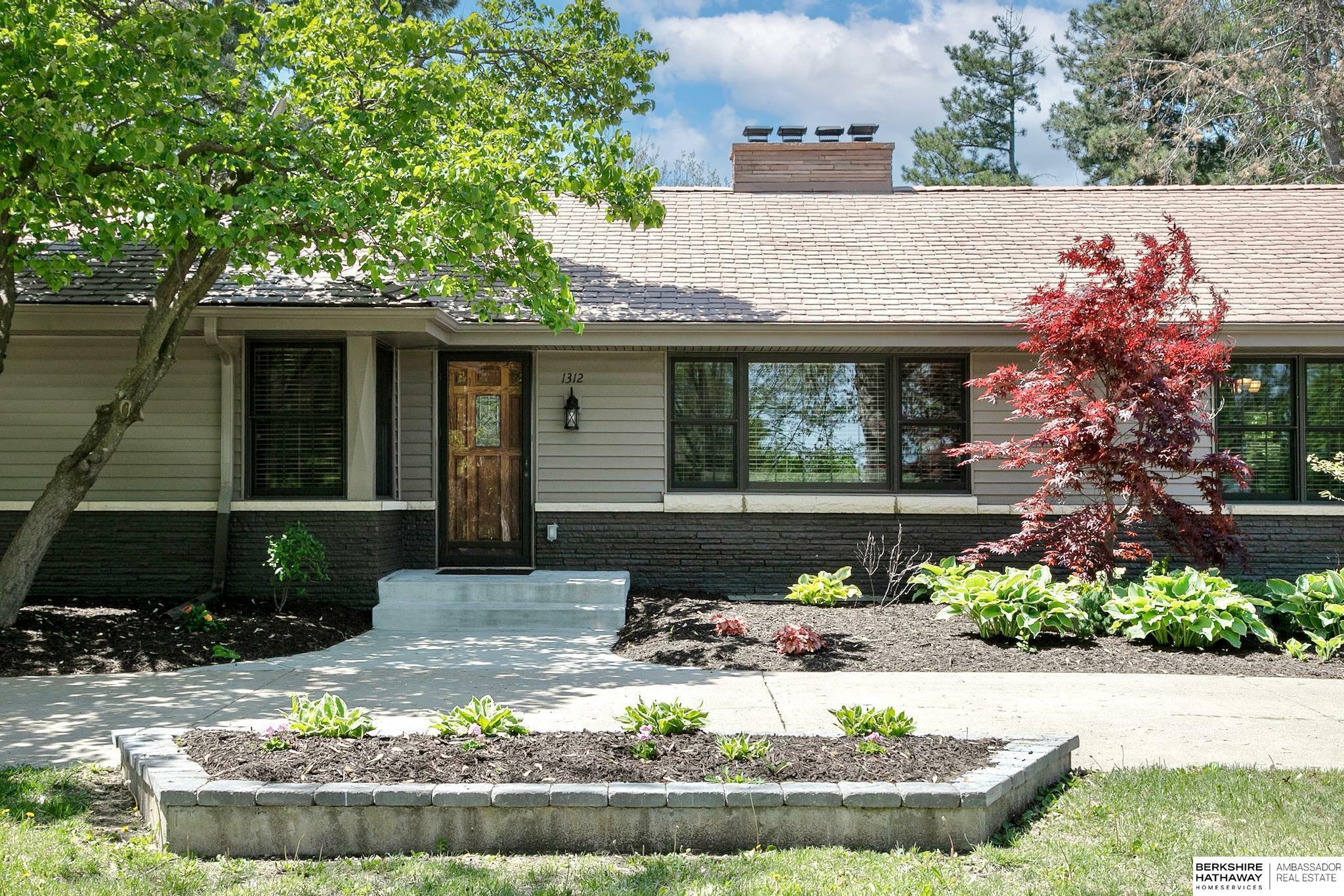 Property Photo: 1312 S 90th Street NE 68124
