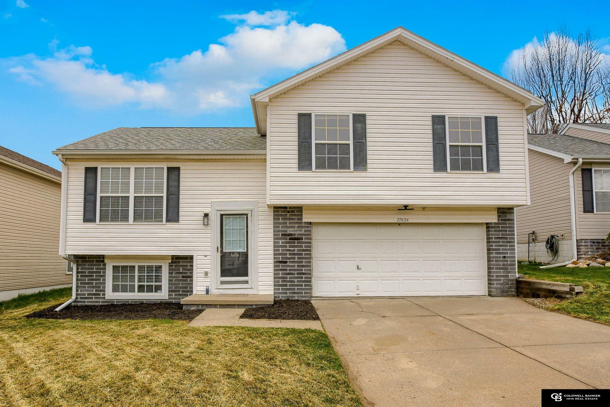 17838 Olive Street  Omaha NE 68136 photo