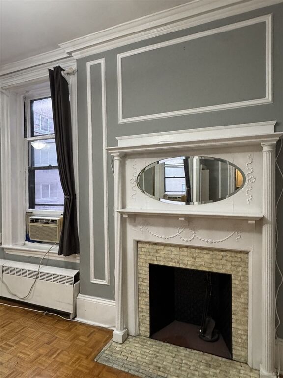Property Photo:  21 Beacon St 4Q  MA 02108 