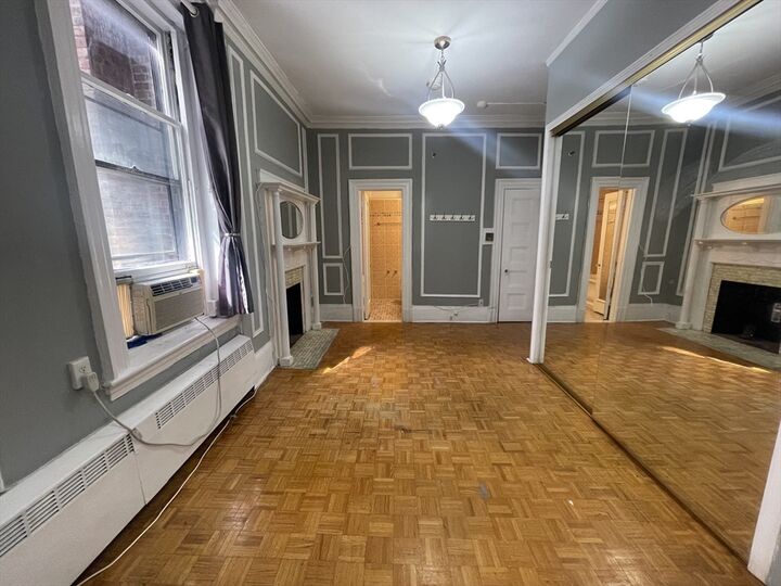 Property Photo: 21 Beacon St 4Q MA 02108