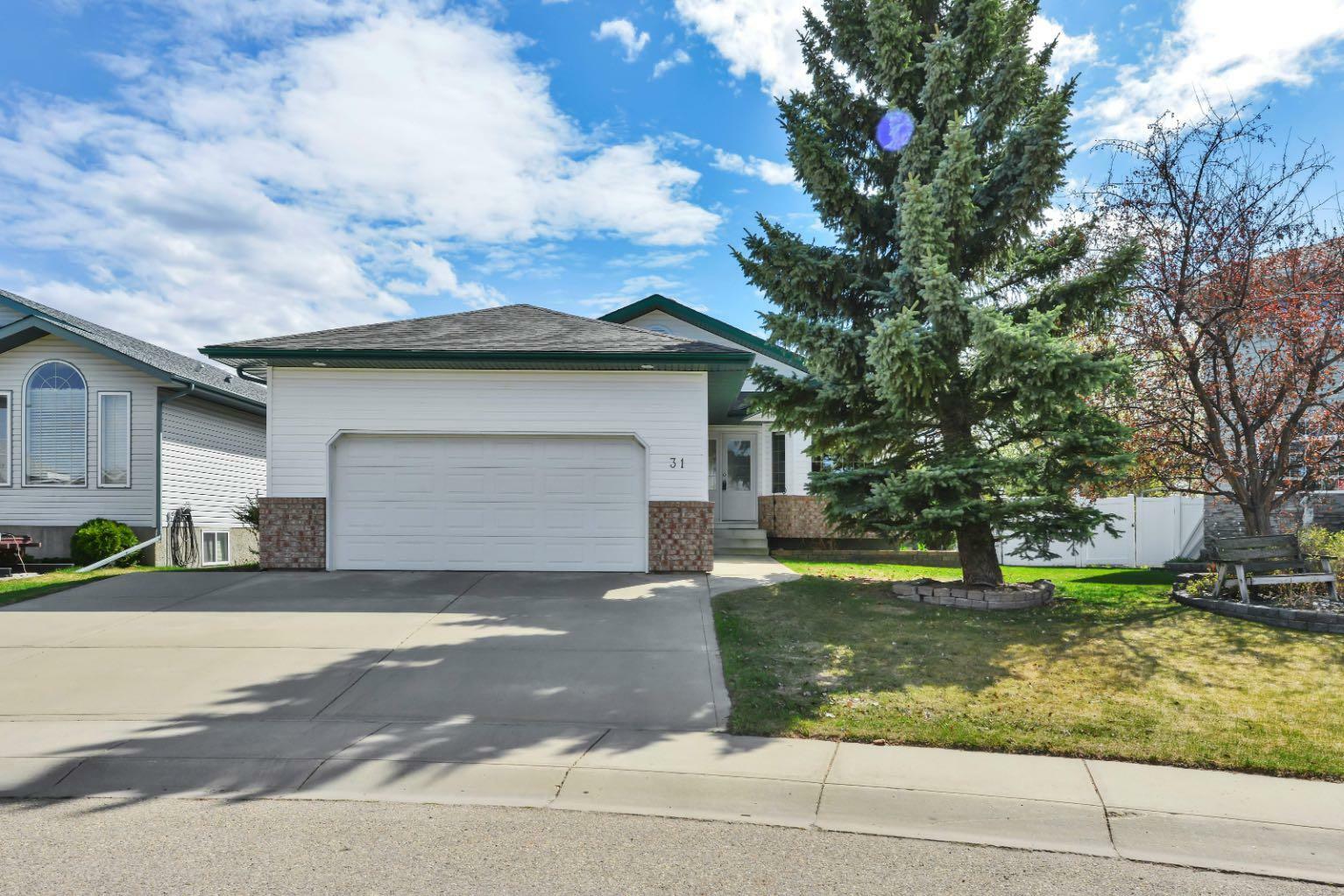 31 Dietz Close  Red Deer AB T4R 2S7 photo